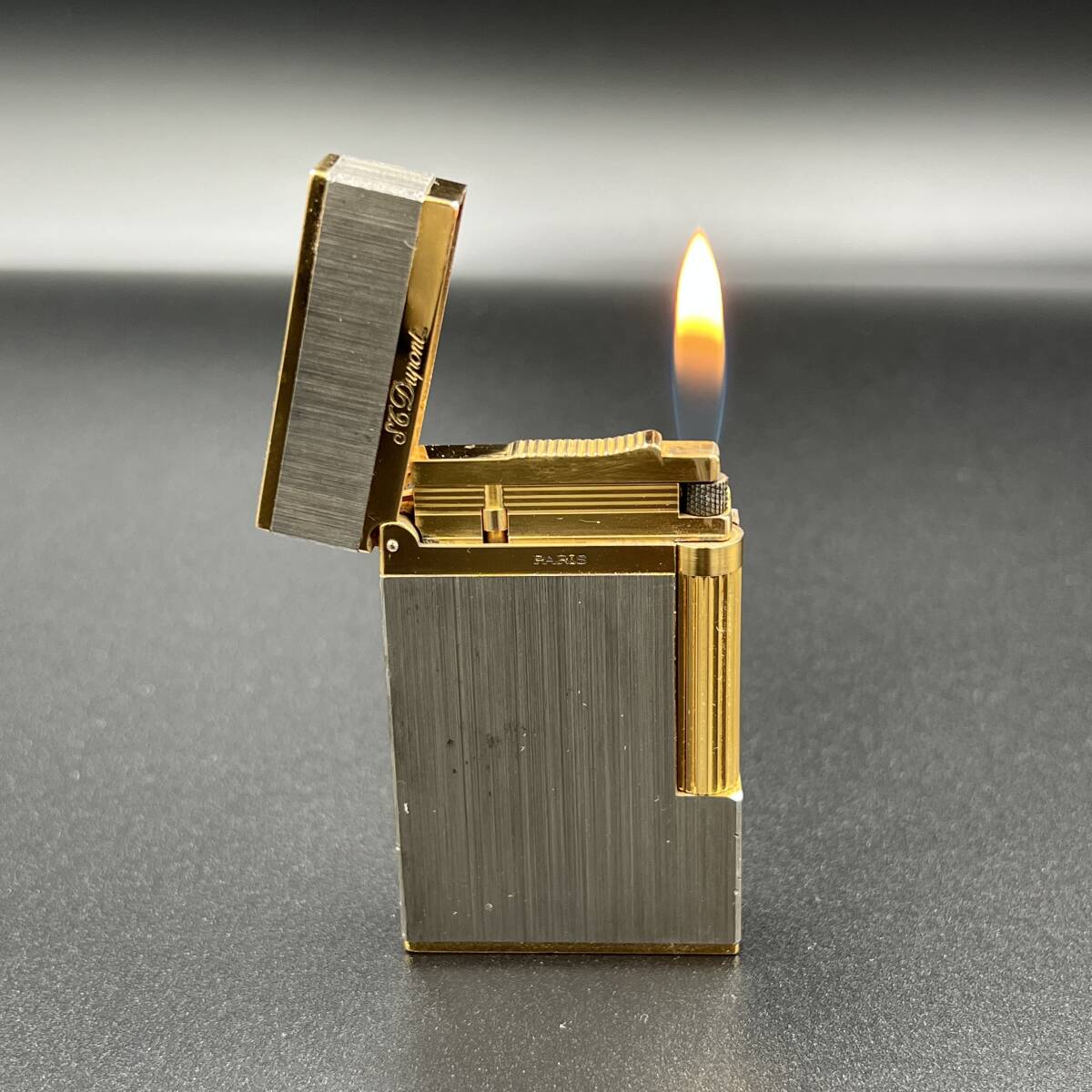 0006■1円 極美品 デュポン S.T.DUPONT 着火確認済 ライン2 ヘアライン ライター 快音 喫煙具 ガスライター ゴールド×シルバー拍卖