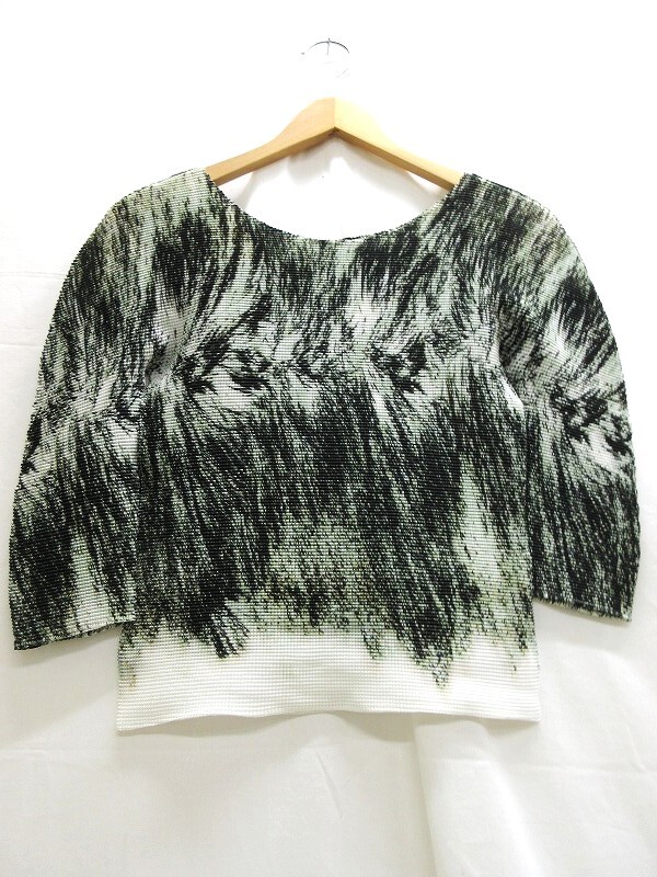 ISSEY MIYAKE me イッセイミヤケミー 総柄カットソー Cut and sew MI43FJ514 ポリエステル100% フィリピン製拍卖