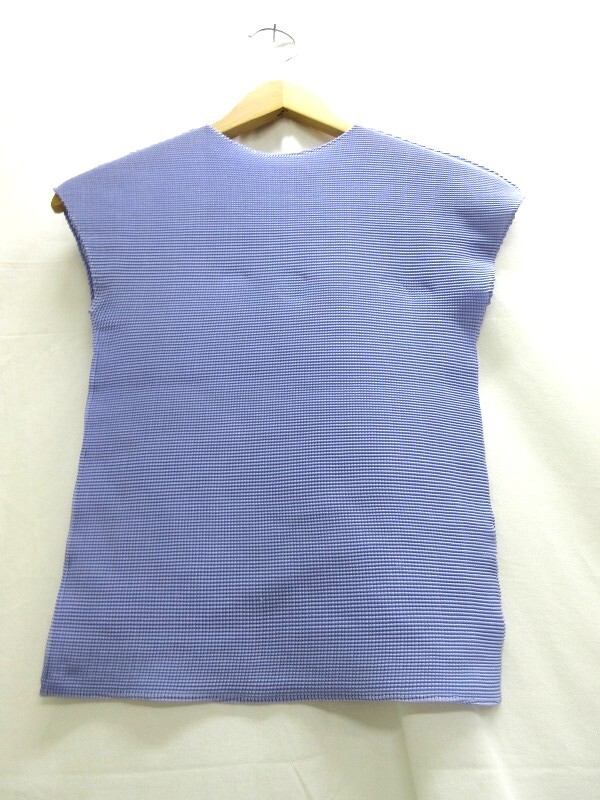 ISSEY MIYAKE me イッセイミヤケミー ノースリーブ sleeveless MI13FK014 ポリエステル100% フィリピン製拍卖