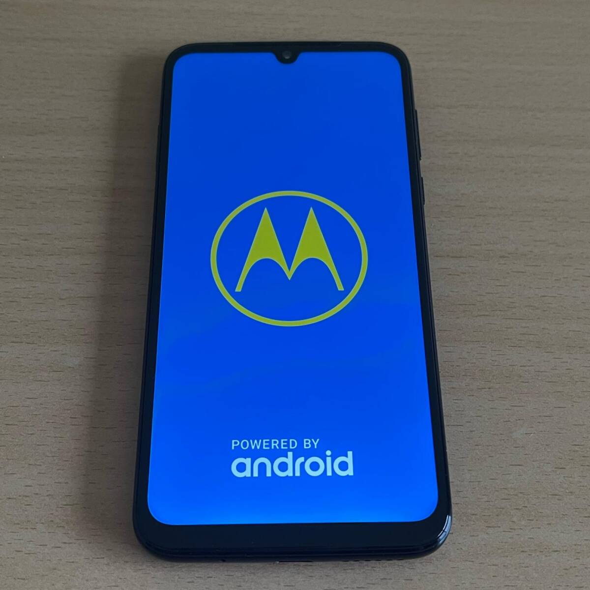 140-0332 motorola moto g8 plus Androidスマホ XT2019-1 コズミックブルー 64GB SIMフリー拍卖