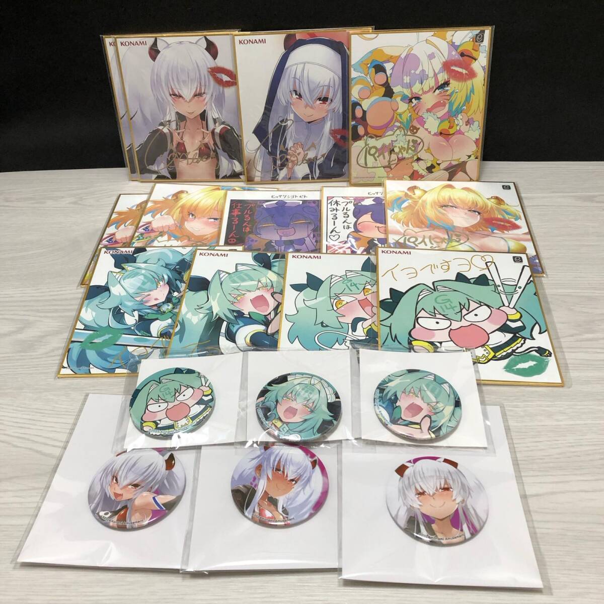m298-0216-15 【未開封品】 KONAMI ボンバーガール 麻雀ファイトガール グッズ まとめ売り 缶バッジ ミニ色紙 G-14 イヨ グリム・アロエ 他拍卖