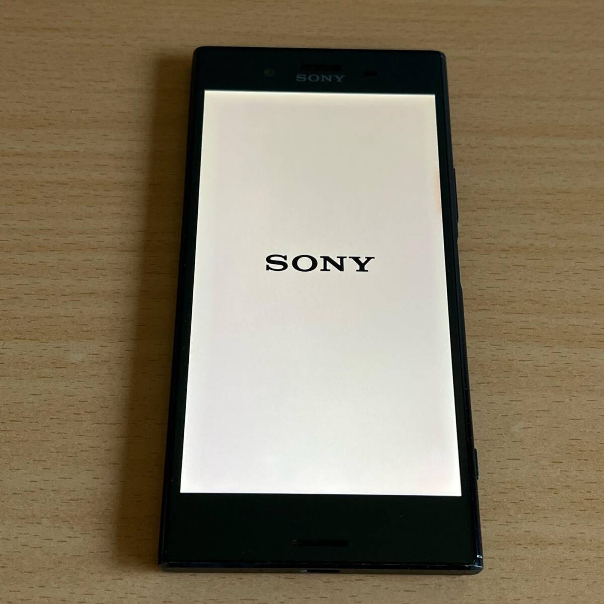 127-0028 SONY ソニー Xperia XZ Premium SO-04J Androidスマホ ディープシーブラック 64GB docomo 利用制限○拍卖