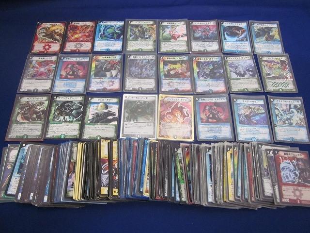 状態F トレカ デュエル・マスターズ アルティメット・影虎・ドラゴンを含む カード 250枚以上まとめ拍卖