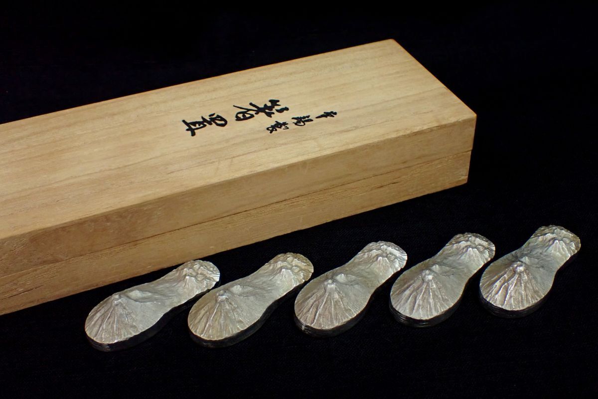 ▲未使用 本錫「富士山」箸置き 5客(直径約5.5cm)▲木箱付/消費税0円拍卖