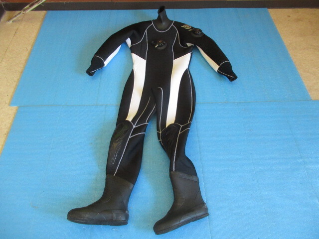 World Dive ワールドダイブ ドライスーツ 着丈約142cm 厚み約5mm ブーツ25.0cm ダイビング 管理7KX1122E-C7拍卖