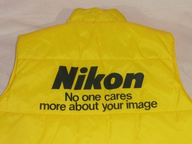 ニコン/Nikon Pro リバーシブル・ベスト 黄/シルバー 当時物 カメラ拍卖