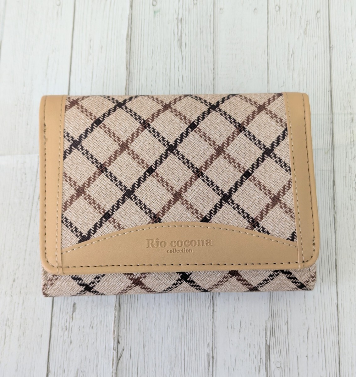 Rio cocona レディース 財布 二つ折り ベージュ 訳あり拍卖