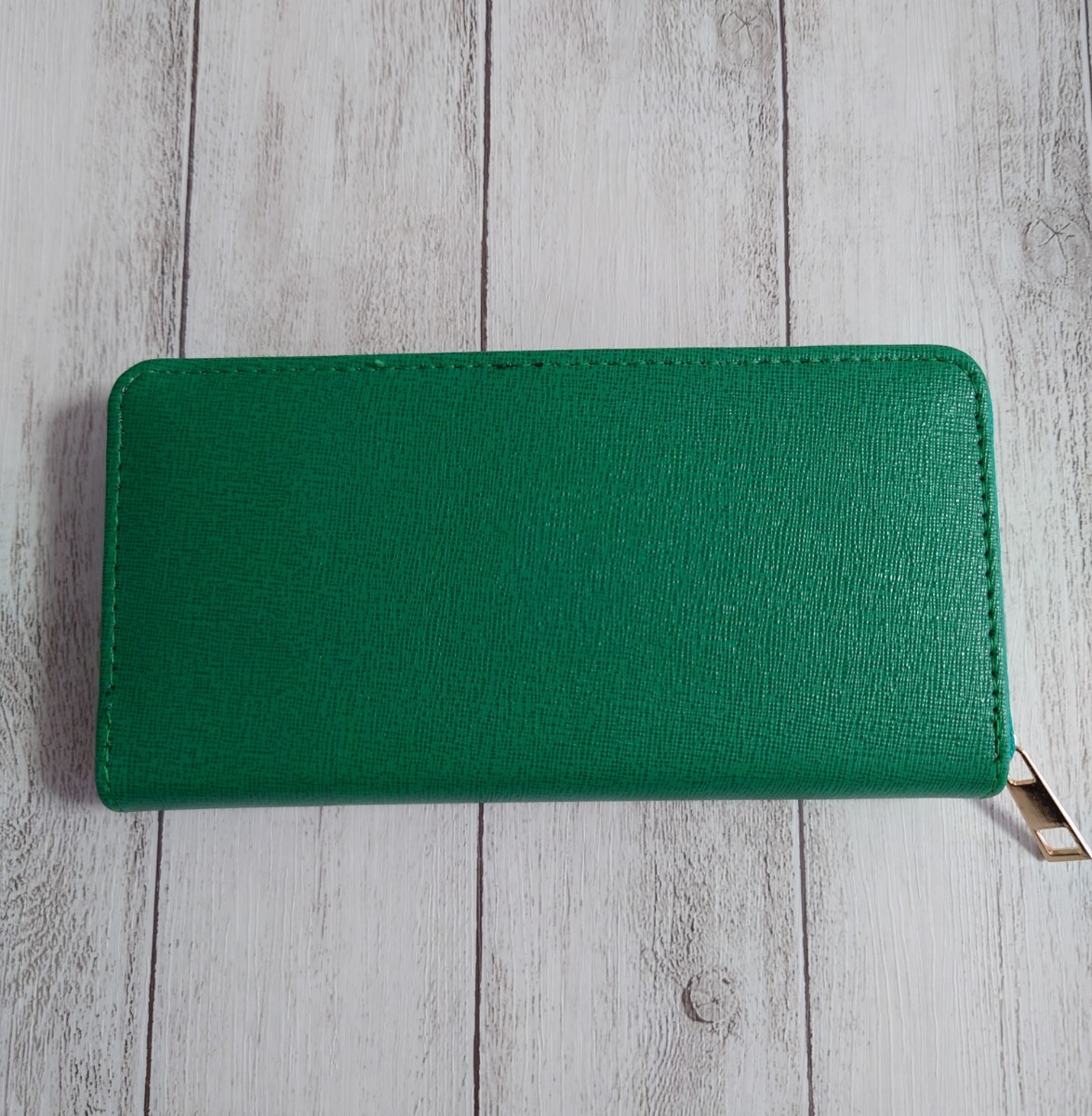 無地 シンプル 長財布 ラウンドファスナー グリーン 緑 合皮 財布 レディース拍卖