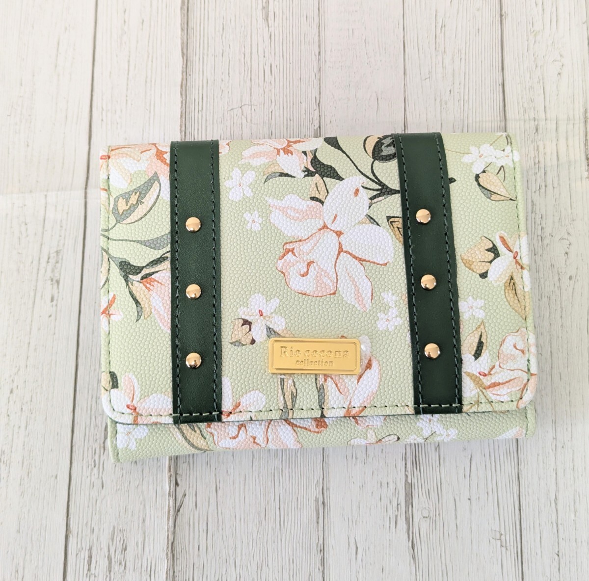 Rio cocona レディース 財布 二折り ギフト プレゼント 花 グリーン拍卖