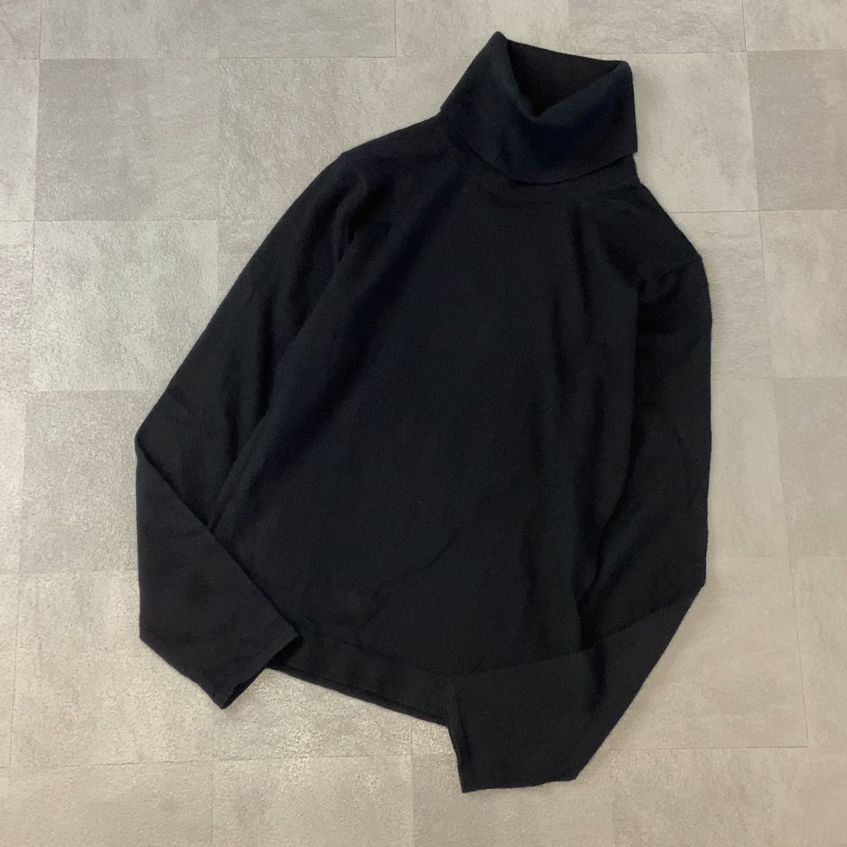 【高級感溢れるカシミヤ 100%】良品 Feel and Ease カシミアニット セーター レディース ブラック Sサイズ 滑らか着心地拍卖