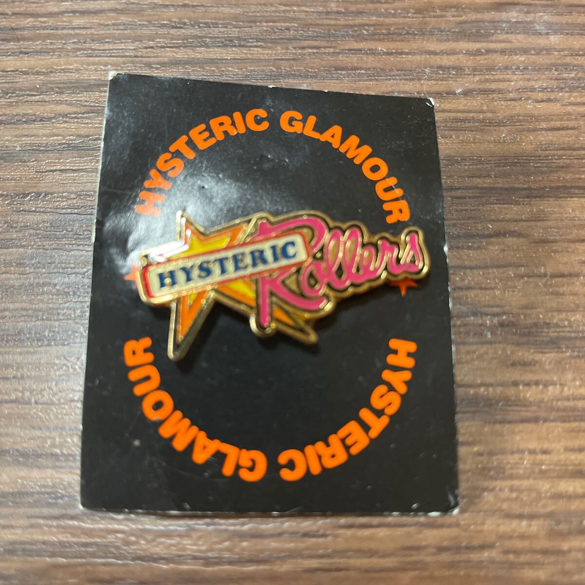 ヒステリックグラマー ピンバッジ ピンバッチ拍卖
