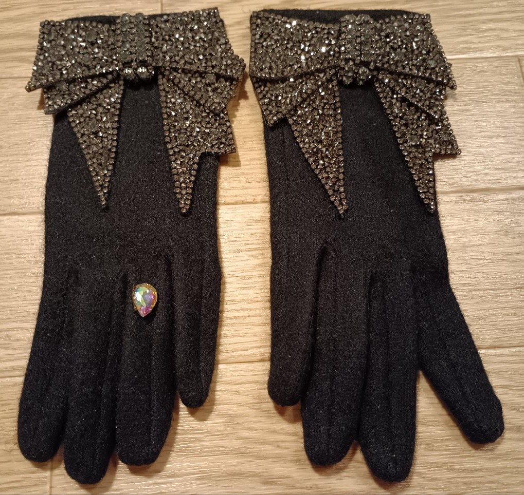 即決☆難有り!!キラキラビジューの大きなリボン付き☆手袋☆ブラック☆黒☆フォーマル パーティ拍卖
