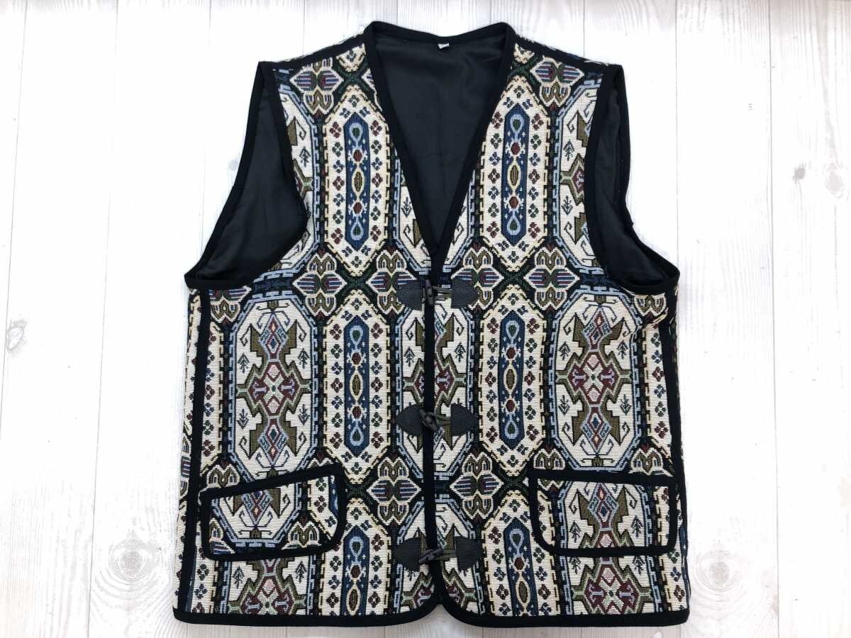 民族エスニック フォークロア アート ジャガード ゴブラン織り 総柄 Vネック トグルボタン ベスト ジレ メンズ 内ポケット有り L拍卖
