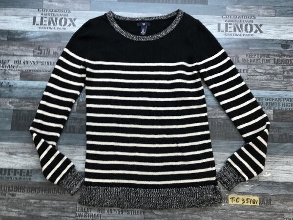 GAP ギャップ メンズ ボーダー柄 ニットセーター 小さいサイズ XS 黒白拍卖