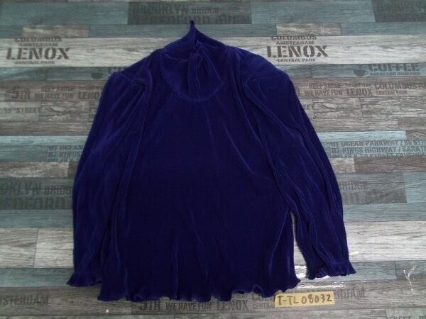 レディース プリーツ 肩パッド入 長袖 カットソー 紫拍卖