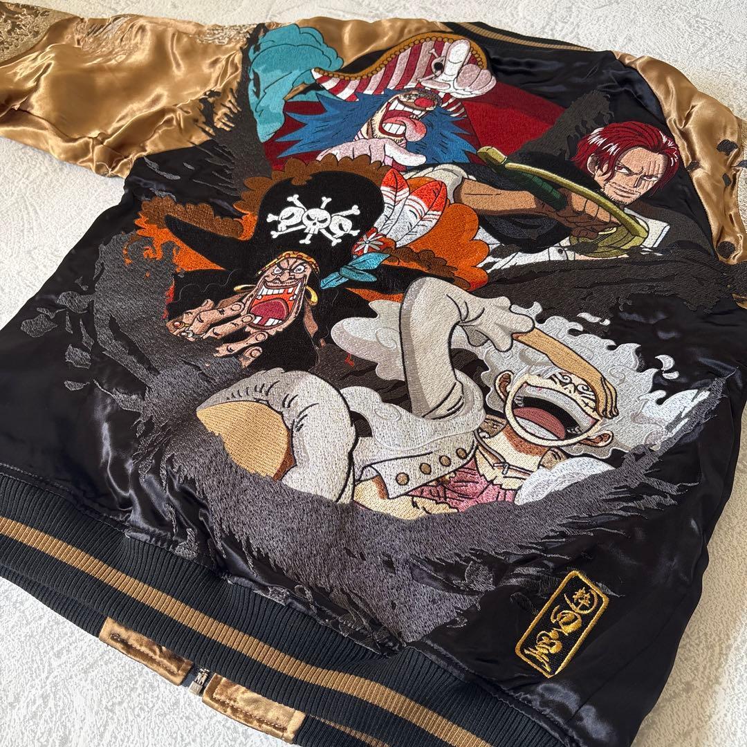 新品未使用タグ付き 絡繰魂×ワンピース コラボ:四皇 リバーシブル スカジャン Mサイズ拍卖