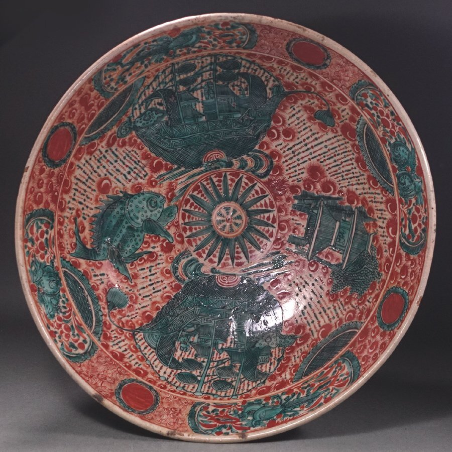 ∇花∇江戸時代後期天保年頃 犬山藩御庭焼 呉須赤絵写 犬山焼赤絵龍頭船瓔珞地紋大鉢 直径42cm 窯印 驚くほど緻密な呉須赤絵拍卖