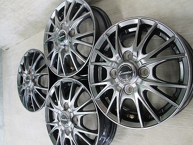 HOT STUFF■Exceeder■12インチ 4穴-100■ ハイゼットトラック 装着車種キャリートラック ハイゼットトラック エブリィバン拍卖