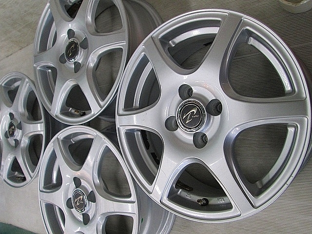 Weds■TREFFER■15インチ 5穴-114.3■装着車種bB ヤリス CR-X 装着車種bB ヤリス CR-X シビック ノート デミオ拍卖