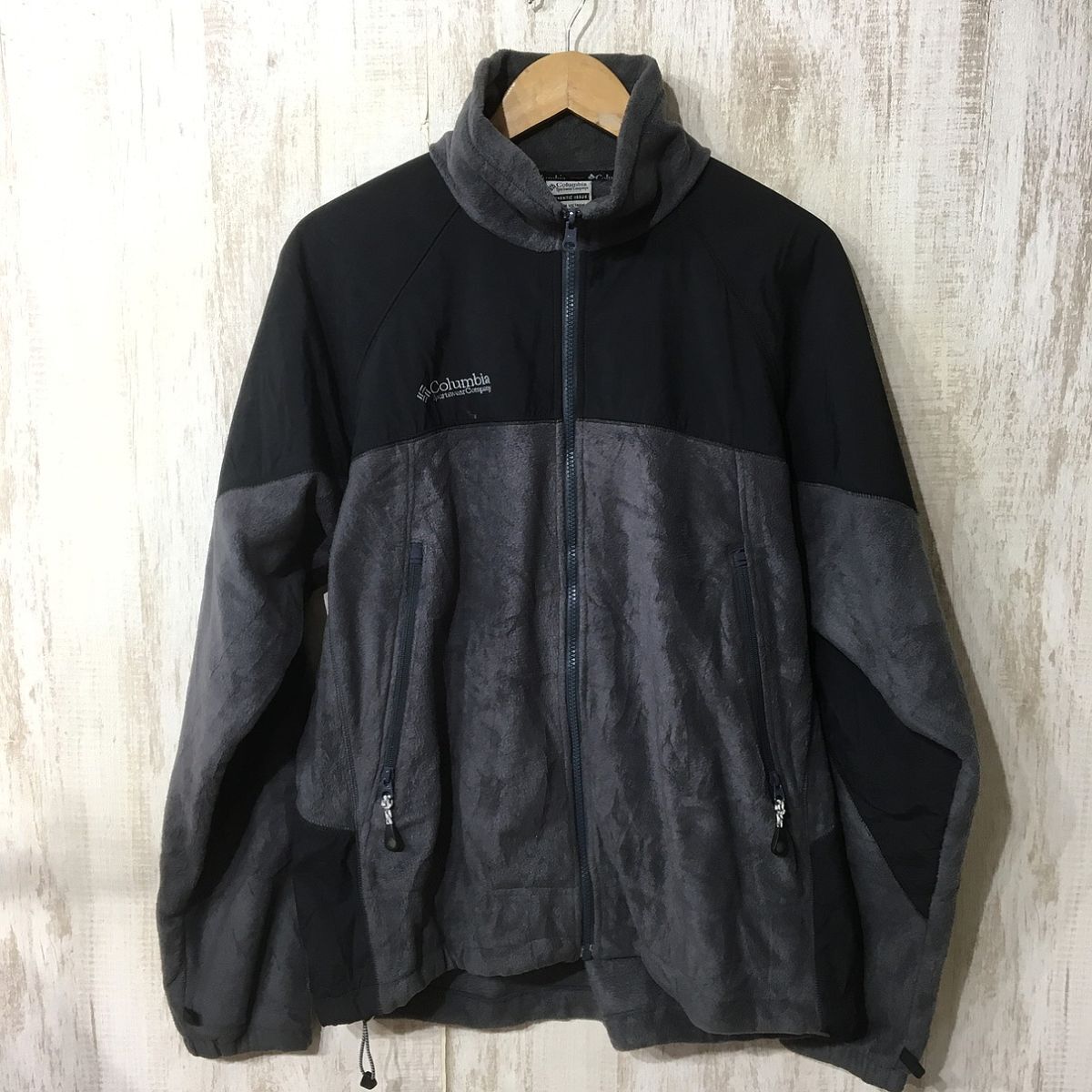 V511☆【切り替えデザイン フリースジャケット】Columbia コロンビア グレー 黒 L拍卖