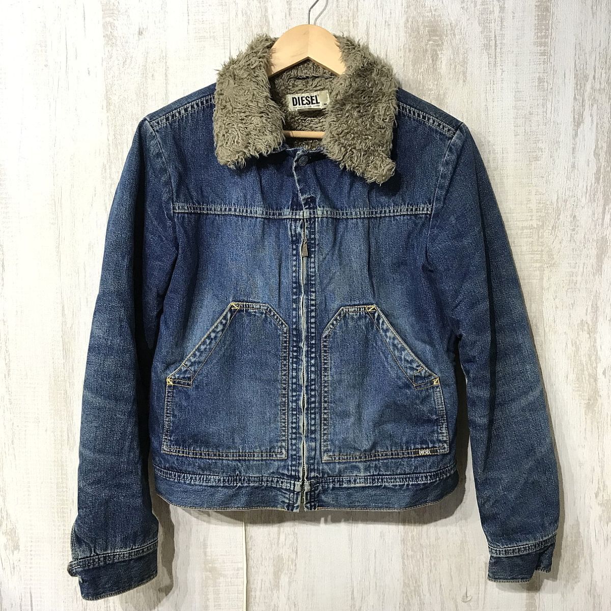 929☆【レディース イタリア製 裏ボア デニムジャケット】DIESEL ディーゼル ジージャン M拍卖