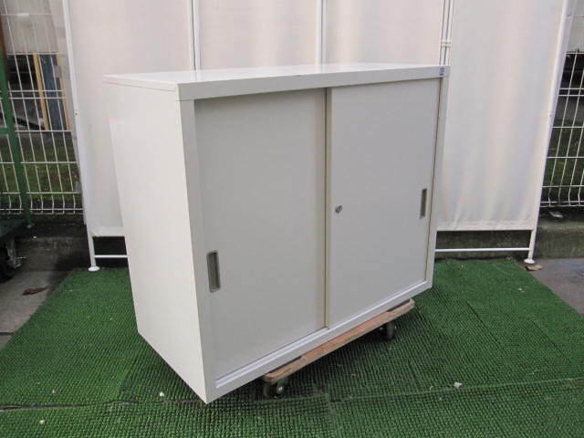 ◆KOKUYO コクヨ スチールキャビネット スチール書庫 引き違い戸タイプ 書類保管庫 ①◆菅ーTEN 拍卖