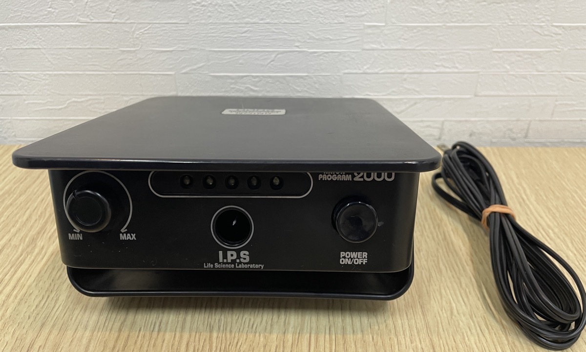 【稼働品】IPS イオス ANION PROGRAM 2000 電子発生器 SI-01 アニオン プログラム 2000 マイナスイオン発生器 通電OK拍卖