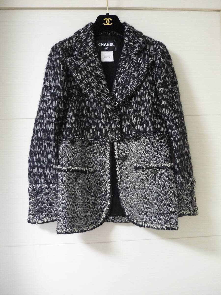 シャネル CHANEL 激レアCCジュエリーボタンテーラードジャケット・ツイード切り替え・美品・レア拍卖