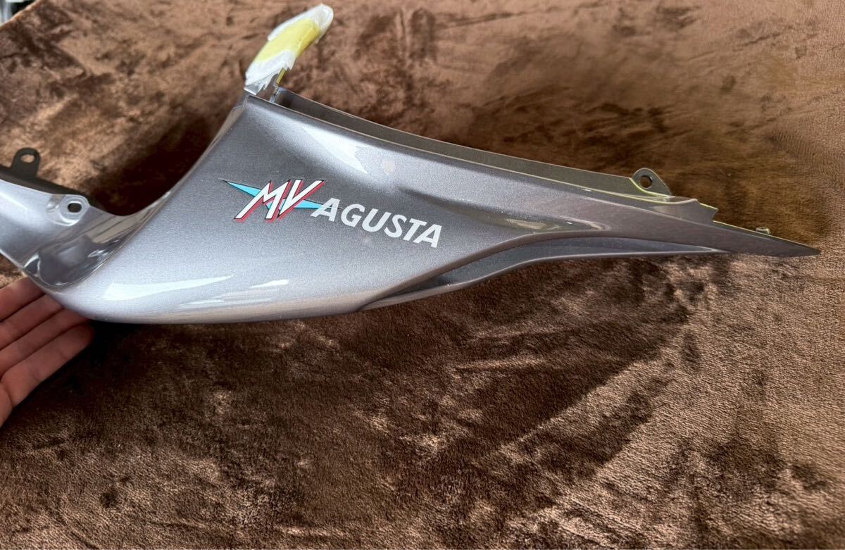 【A153】 MV AGUSTA アグスタ '10 F4 テールカウル サイドカバー テールサイドフェアリング LH 左 カバー グレー 80B0-B3727拍卖