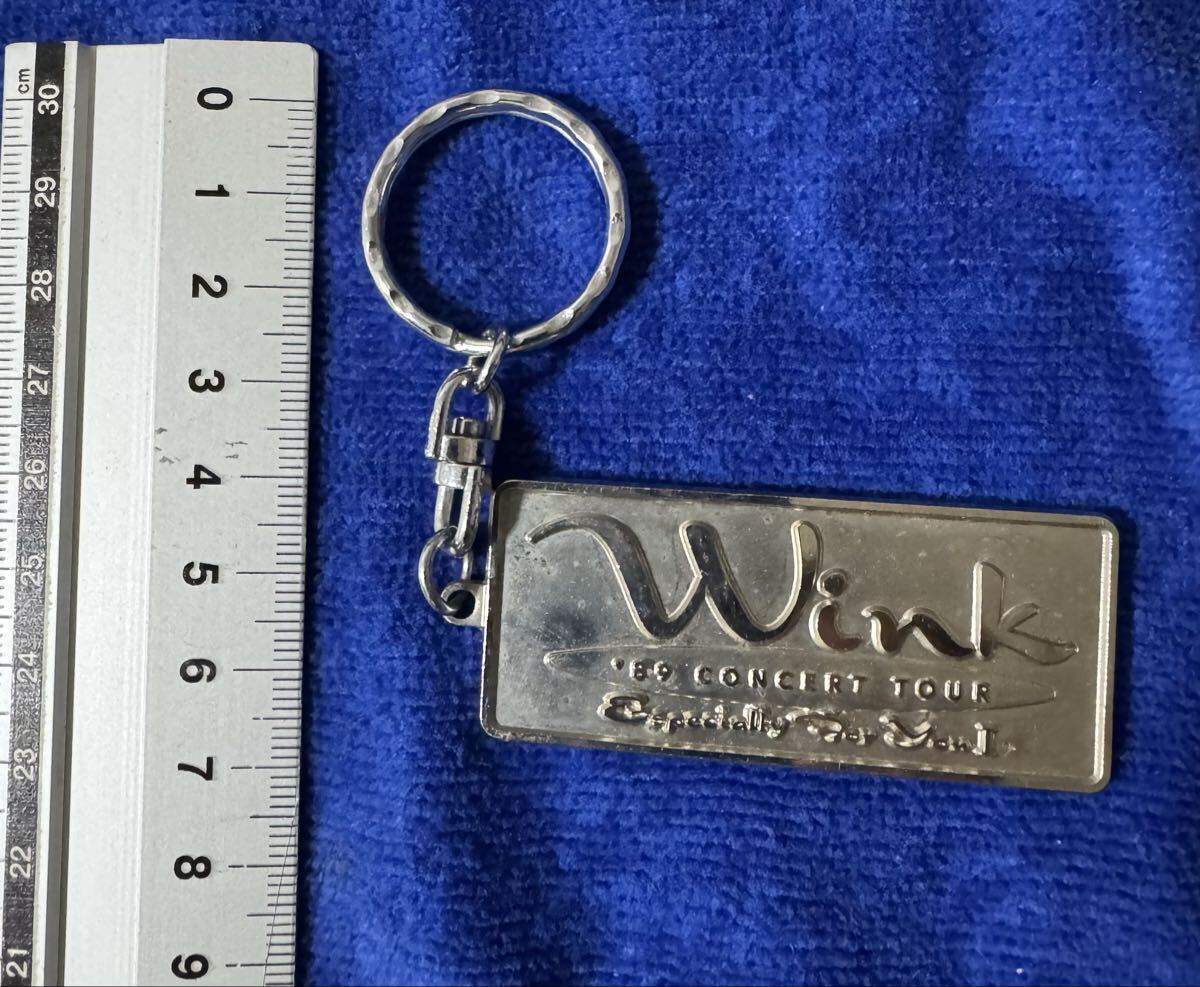 Wink(ウィンク) キーホルダー(裏に汚れ有)金属製、80年代女性アイドル、シティポップ J-POP 昭和歌謡 鈴木早智子 相田翔子 WINK 拍卖