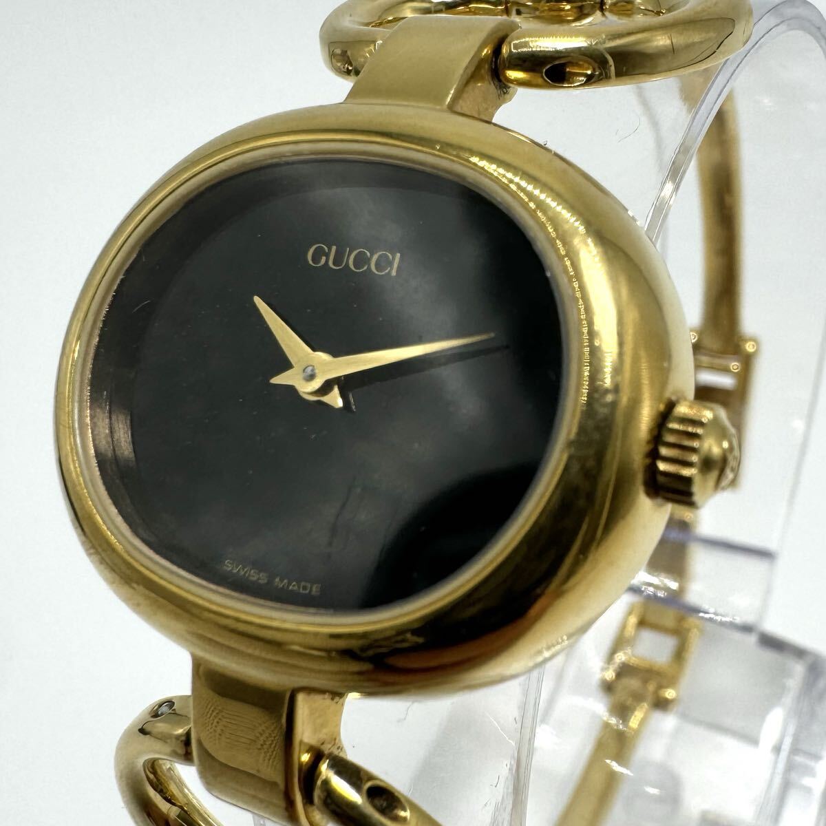 【稼動】GUCCI 1600L バングルウォッチ 腕時計 ゴールド F856 グッチ クオーツ QZ ブラック文字盤 ヴィンテージ スイス Swiss 拍卖