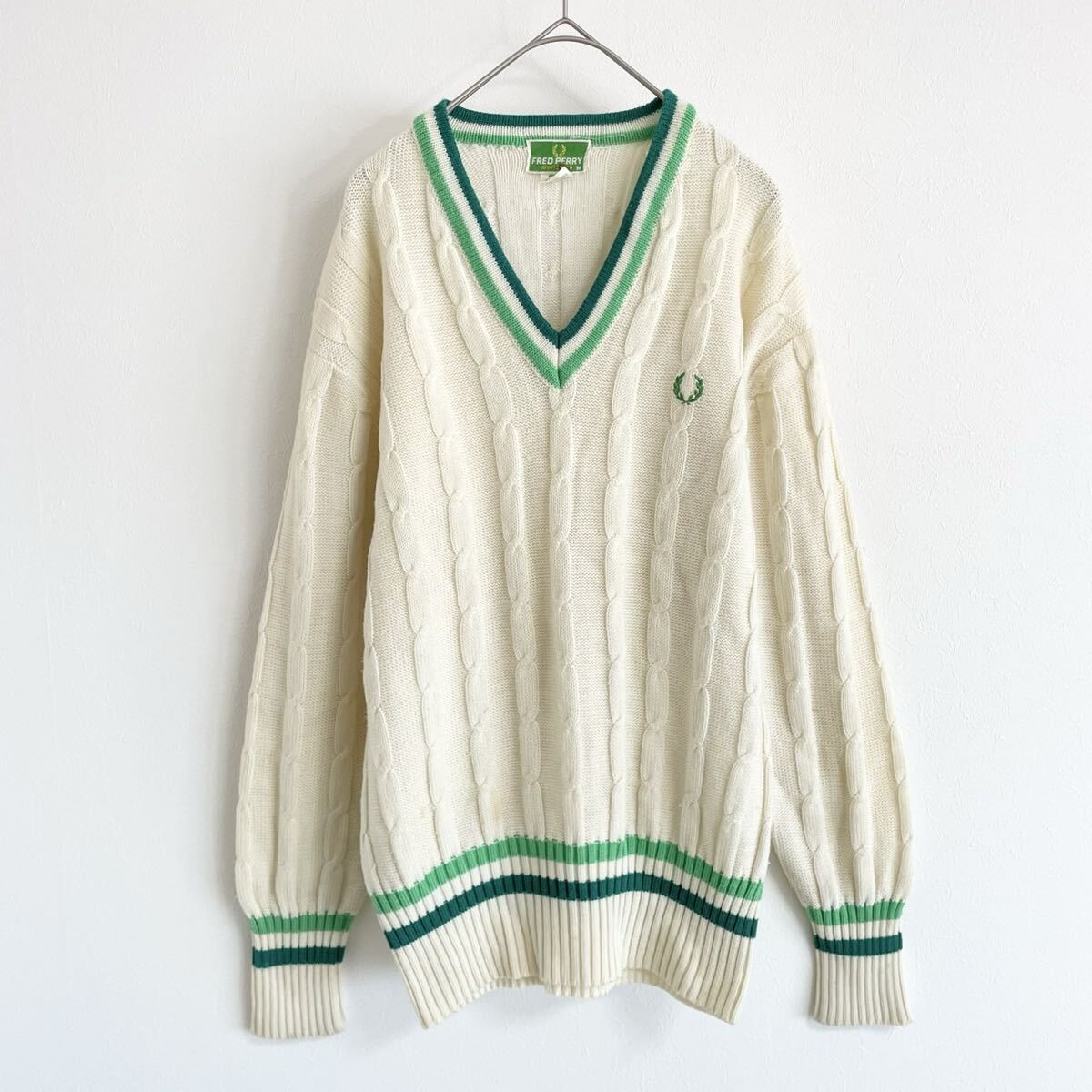 【フレッドペリー】高級ニットセーター/オフホワイト×グリーン/M表記/衝撃プライス!ヴィンテージ/カレッジ/アメカジ古着/刺繍ロゴ!NF95拍卖