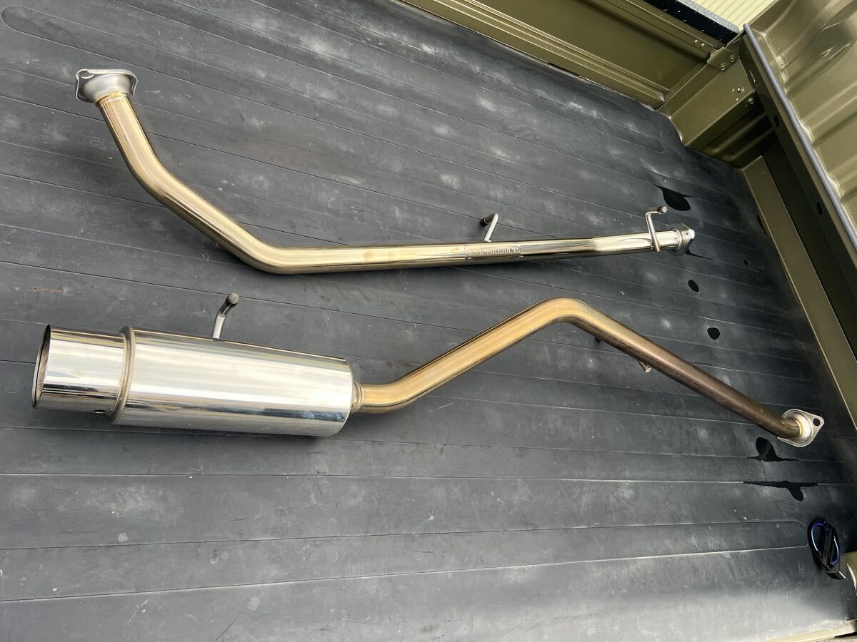 kプロダクツ ジムニーJA22 Ja12用 JA12 Ja22用のフロントパイプ 砲弾型マフラー 社外品拍卖