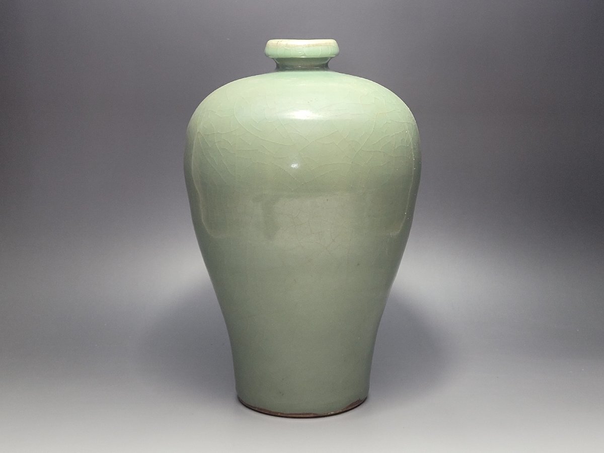 翡色 青磁 花瓶 時代唐物 高さ約29.4cm / 宋元時代 花瓶 飾瓶 花插 茶道具 茶器 人間国宝 李朝 高麗 古玩 古董拍卖