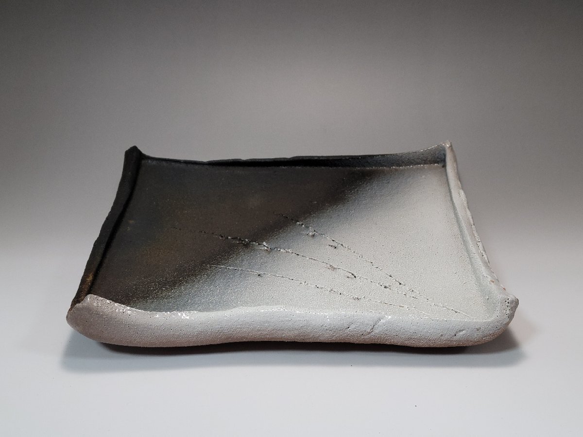 瀬戸市指定無形文化財保持者 加藤鈔作 皿 幅約24.2cm / 小盤 小皿 手塩皿 浅盤 陶瓷器 唐物 人間国宝 李朝 高麗 古玩 古董 N2503_054拍卖