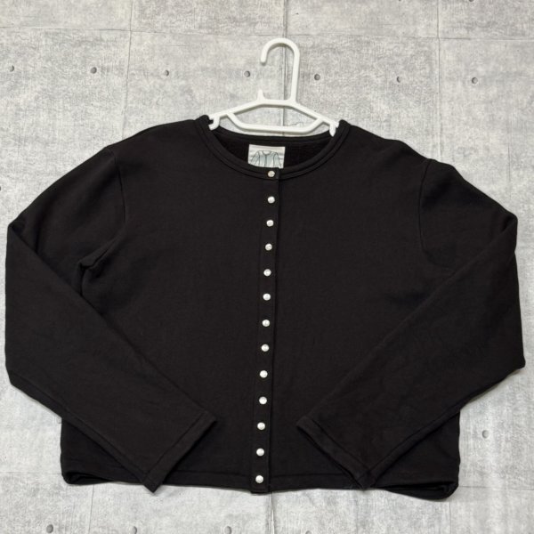 美品 agnis b. paris カーディガンプレッション 黒 アニエスベー クリスタルボタン スウェット スナップカーディガン ブラック 石瀬7730拍卖