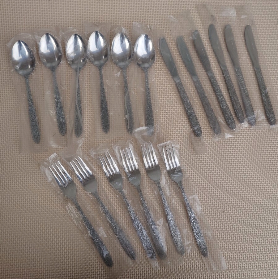 【未使用】カトラリー 6組 セット フォーク 6本/ スプーン 6本/ナイフ 6本/ステンレススチール ディナーカトラリーセット レトロ拍卖
