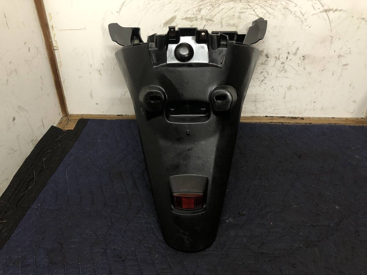 HONDA Dio ディオ AF68 純正 リアカウル リアフェンダー 泥除け 神戸~ A297-4拍卖