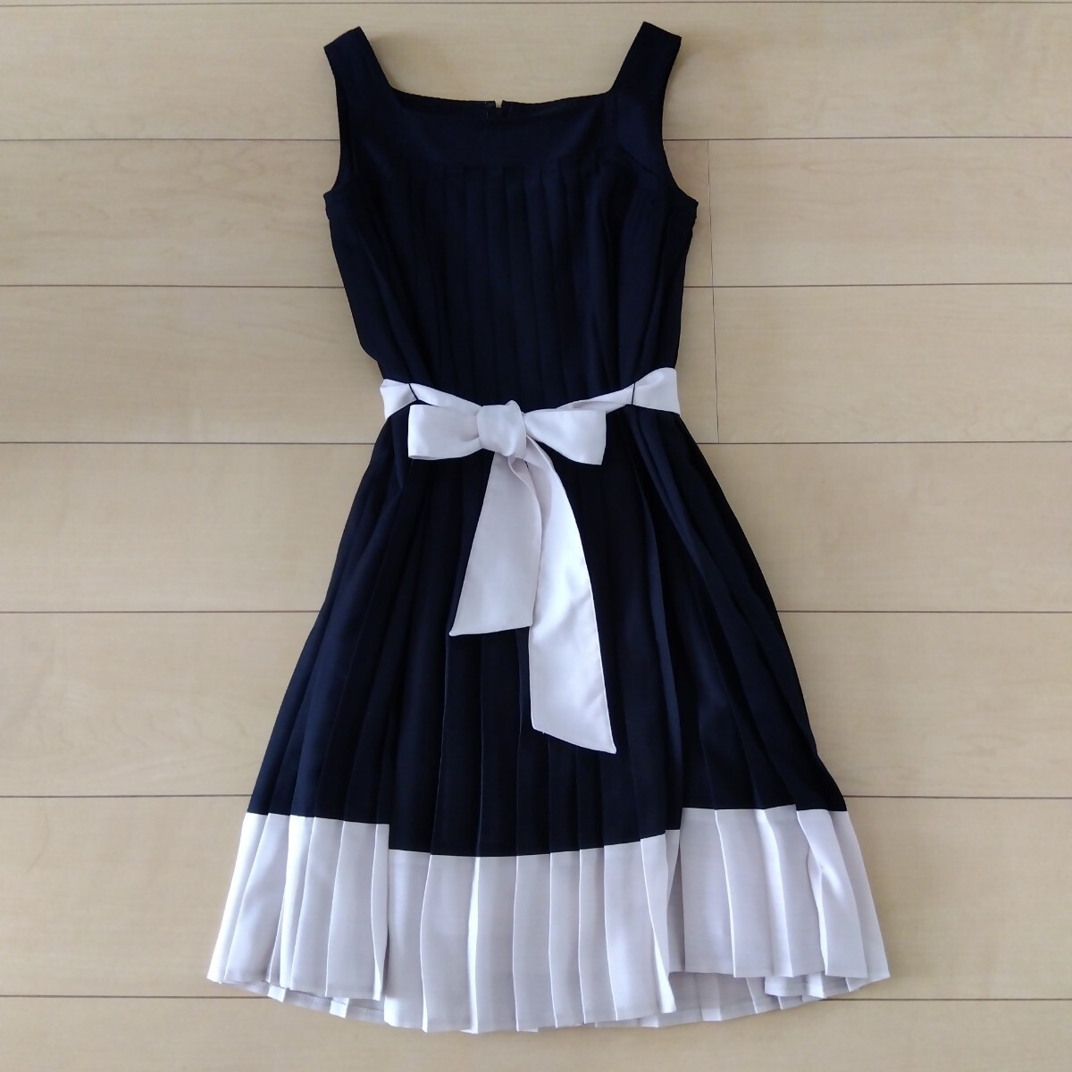 フォーマルにも●CLEAR IMPRESSION プリーツスカートノースリーブワンピース Mサイズ●フォーマルドレス クリアインプレッション拍卖