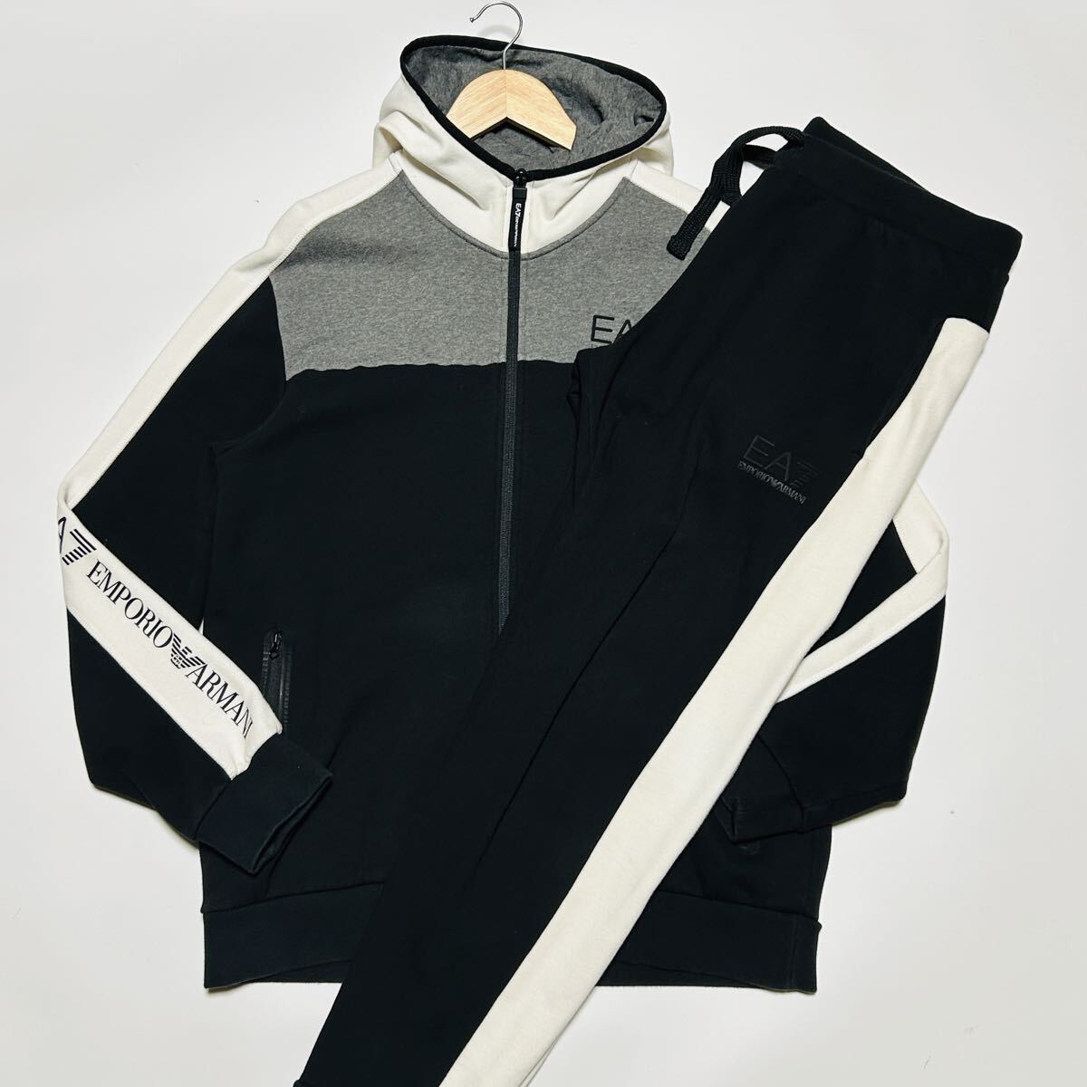 希少/XXLサイズ★特大サイズ★EMPORIO ARMANI エンポリオアルマーニ EA7 ジャージ セットアップ 裏起毛 秋冬 ブルゾン ジャケット パーカー拍卖