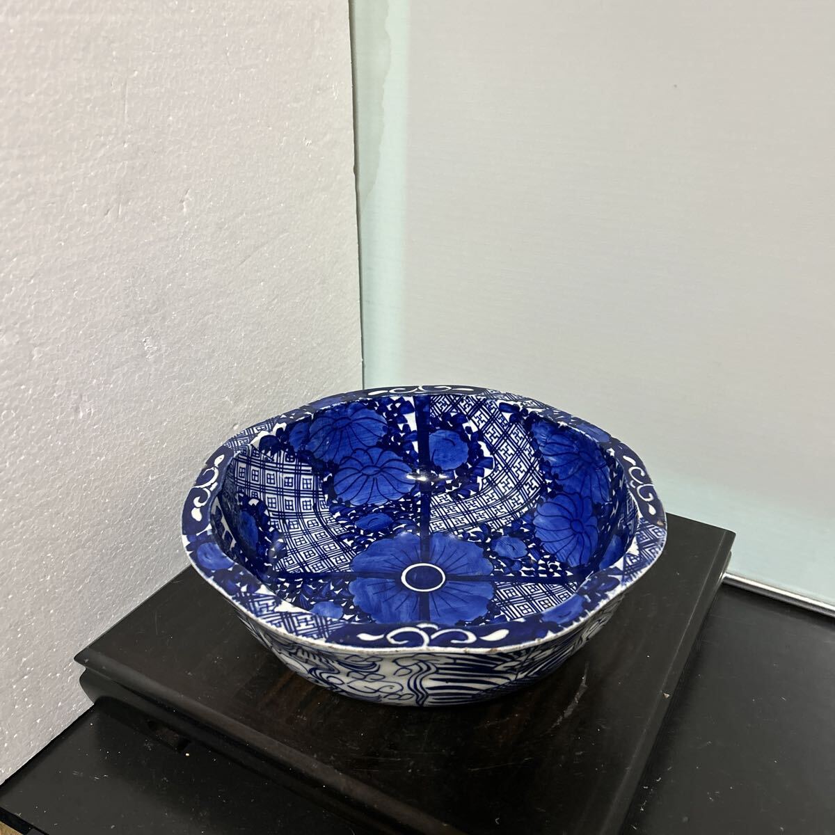 染付鉢、 時代物 大鉢 骨董、陶磁器 ベロ藍 厚手鉢 和食器拍卖