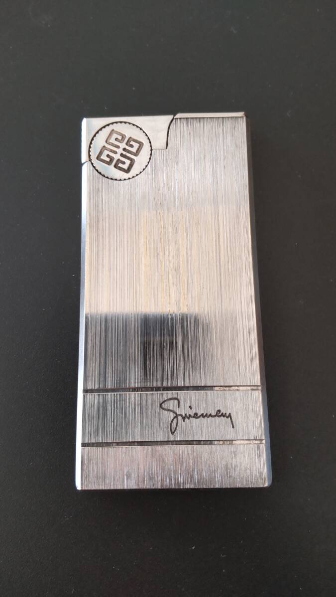 GIVENCHY ジバンシー 薄型 シルバー ガスライター 着火未確認 ジャンク品 送料180円 拍卖