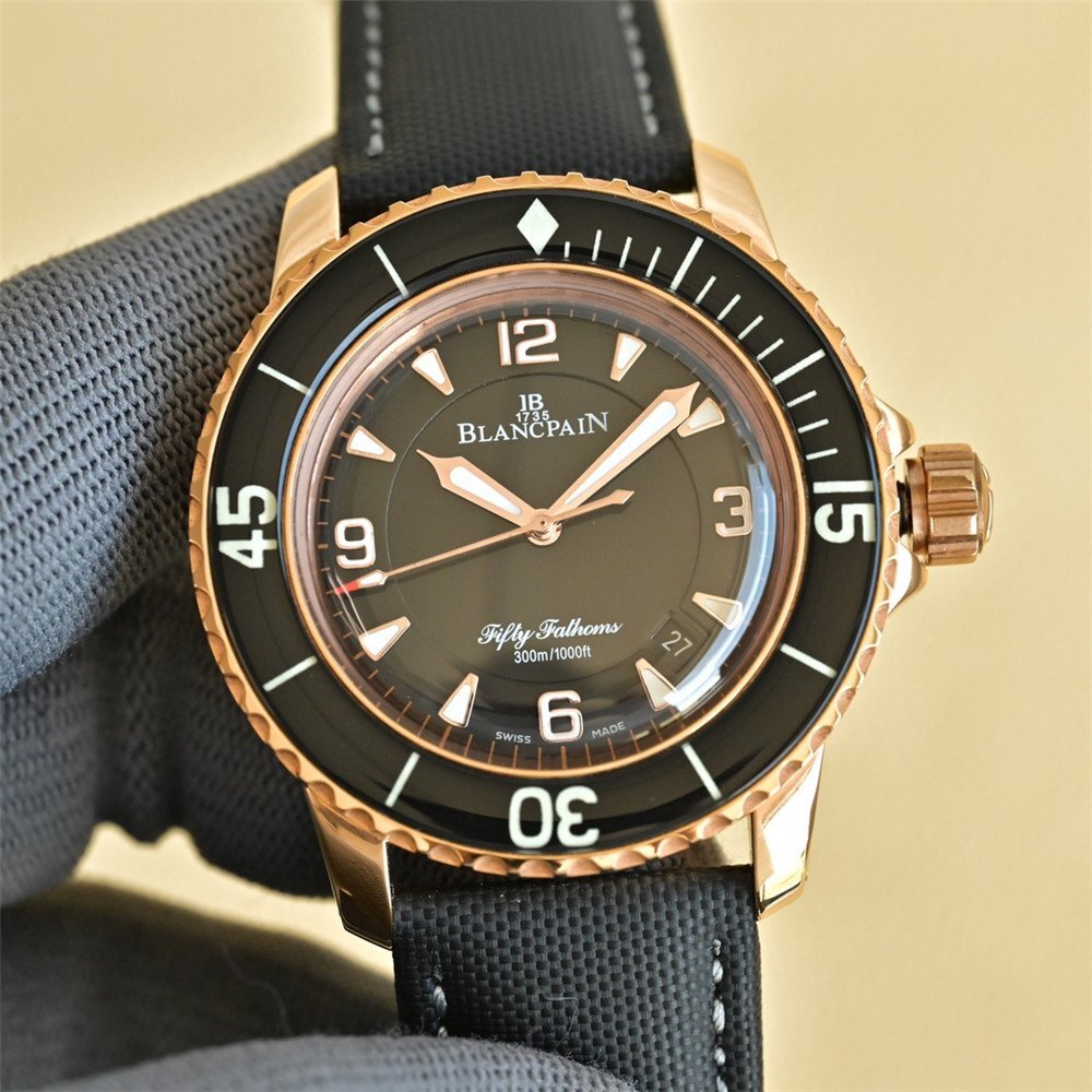 Blancpain ブランパン Fifty Fathoms Automatique 黒 ウォッチ 腕時計 メンズ 自動巻き 紳士用 5015-3630-52A拍卖