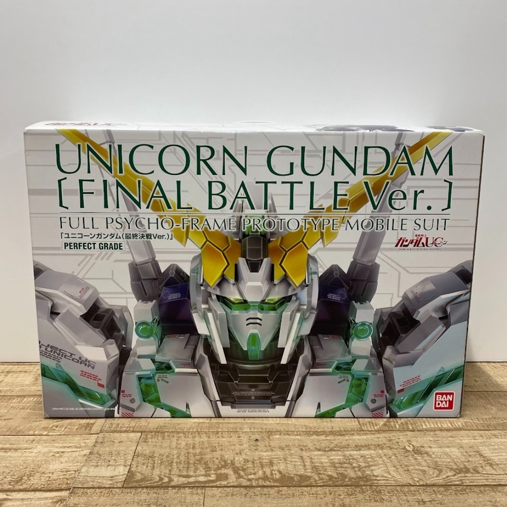 08w13776★1円~ RX-0 ユニコーンガンダム最終決戦Ver.プラモデル 1/60スケールパーフェクトグレードモデル BANDAI 中古品拍卖