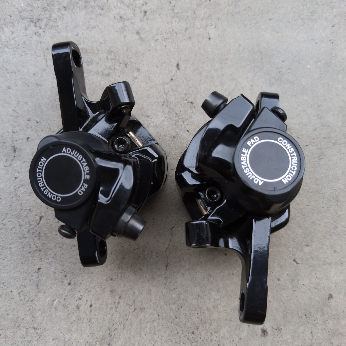 shimano シマノ ディスクブレーキキャリパー BR-R517拍卖