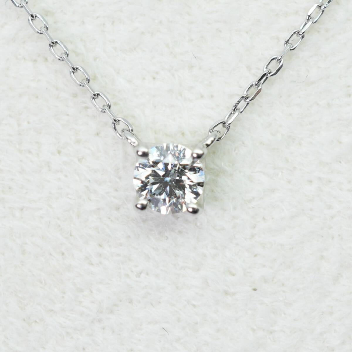 ヴァンドーム青山 キャトル ネックレス 0.27ct プラチナ/24-3765箱拍卖