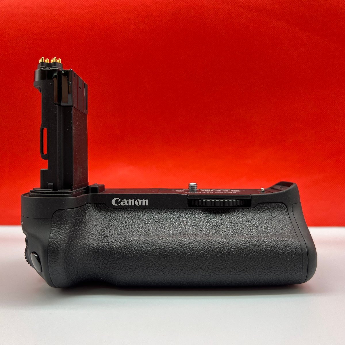 K31 Canon BATTERY GRIP BG-E20 カメラ アクセサリー バッテリーグリップ 現状品 キャノン拍卖