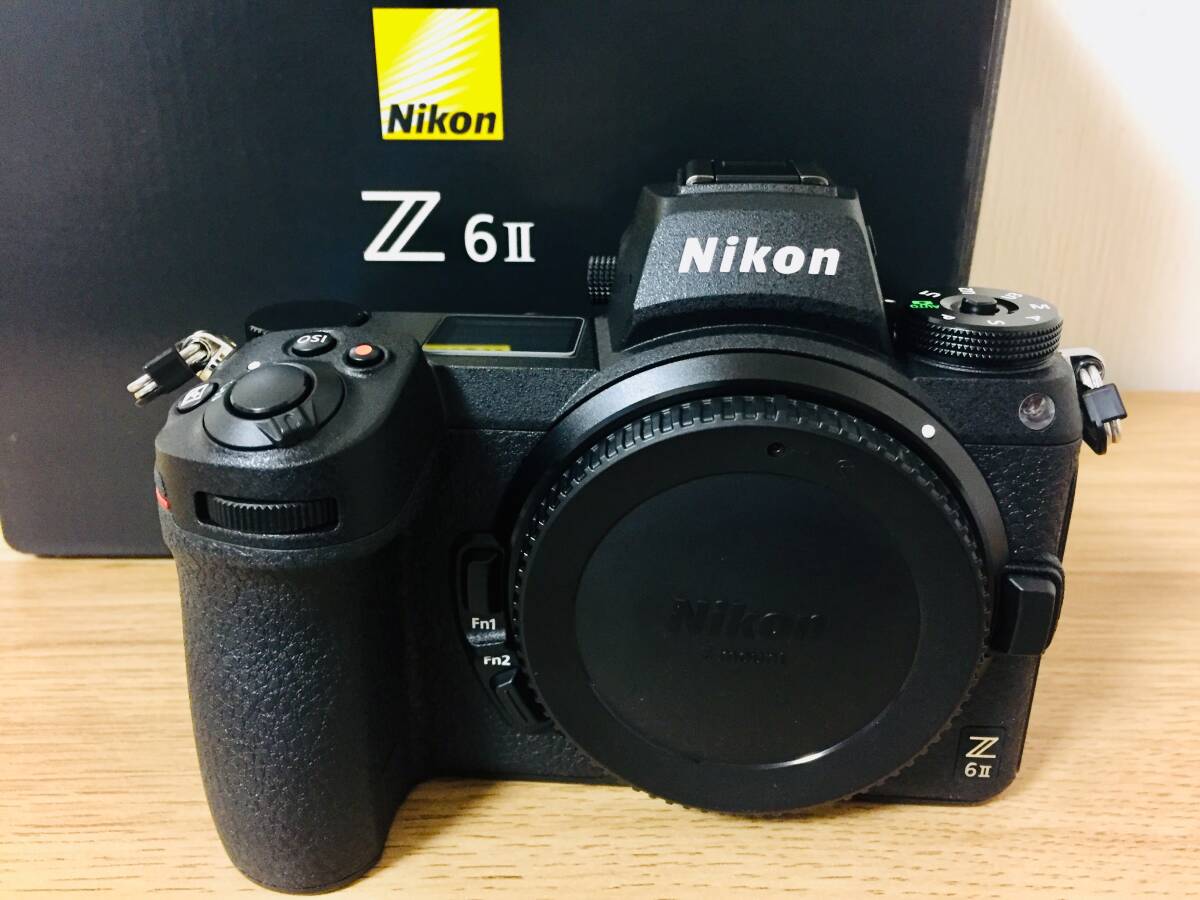 【新品同様・2025年10月新品購入品、メーカー保証有】 ニコン Z6Ⅱ拍卖