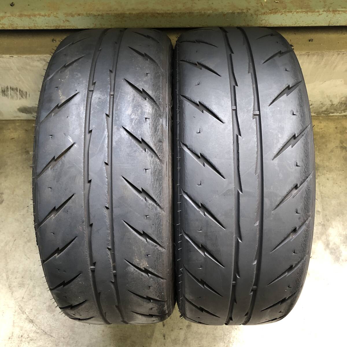 2024年製造 シバタタイヤ REVIMAX R23 205/55ZR16 2本セット TW:280 No.111708拍卖