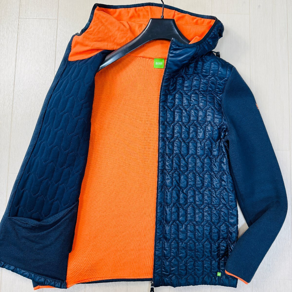 美品/Mサイズ★ヒューゴボス HUGO BOSS スエット切替 ハイブリット パーカー フーデットジャケット 中綿 キルティング ロゴ刺繍 メンズ 紺拍卖